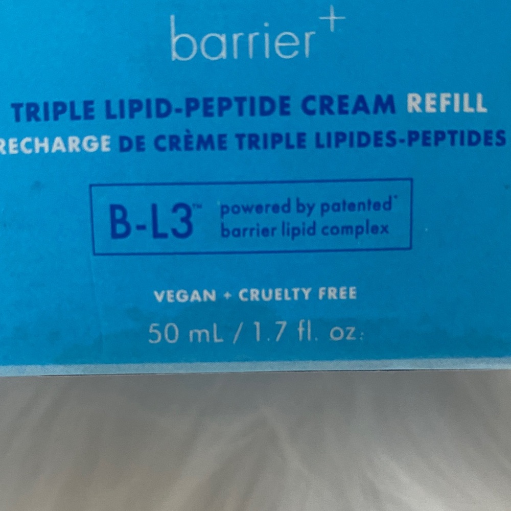 Skinfix Barrier+ Moisturizer - new in box comes with a refill - Picture 9 of 9